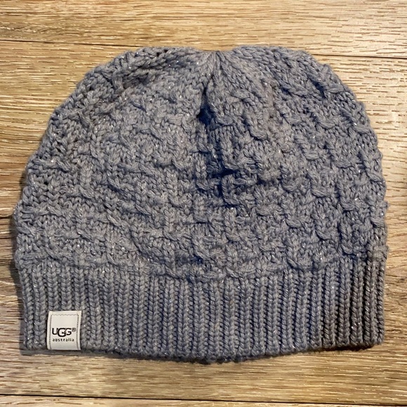 UGG Accessories - NWOT UGG Knit Beanie